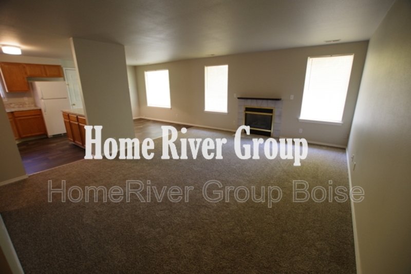 Apply Today! 250 N Latah St Apt 102 property image