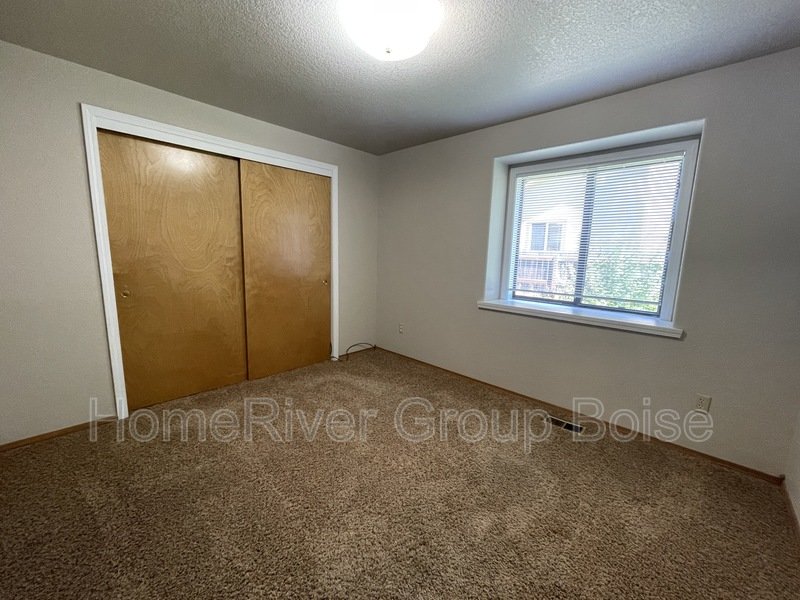 Apply Today! 5709 W PARAPET CT property image