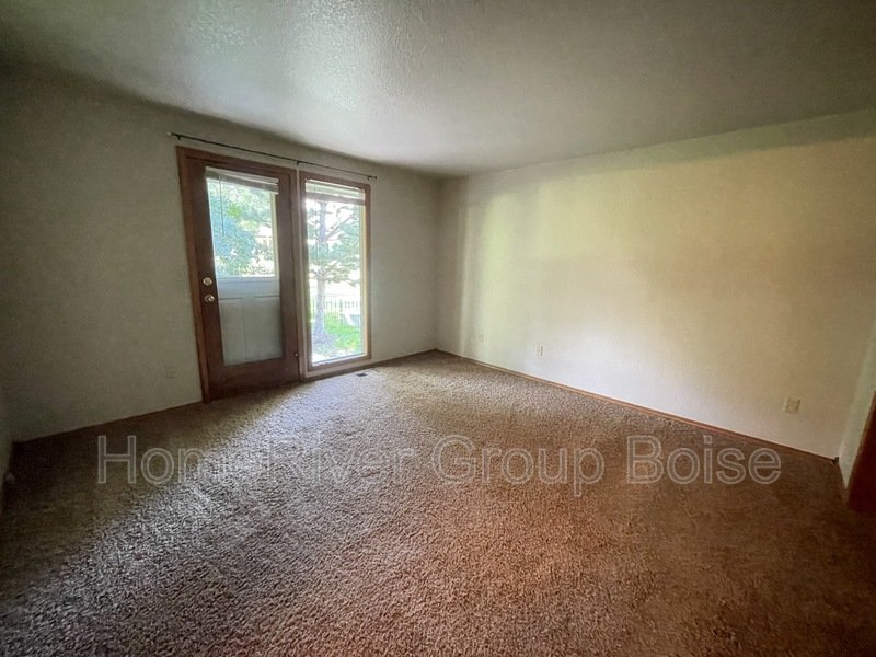 Apply Today! 5709 W PARAPET CT property image