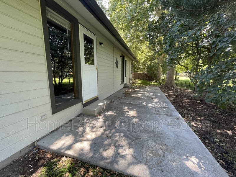 Apply Today! 5709 W PARAPET CT property image