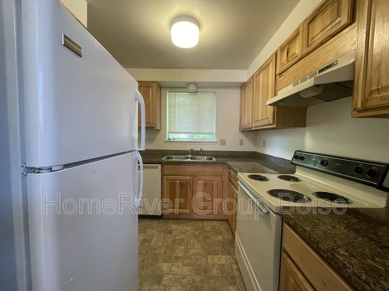 Apply Today! 262 N Latah St Apt 201 property image