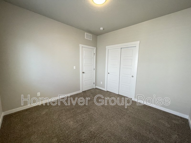Apply Today! 3373 W Early Light Dr. Meridian, ID 83642 property image