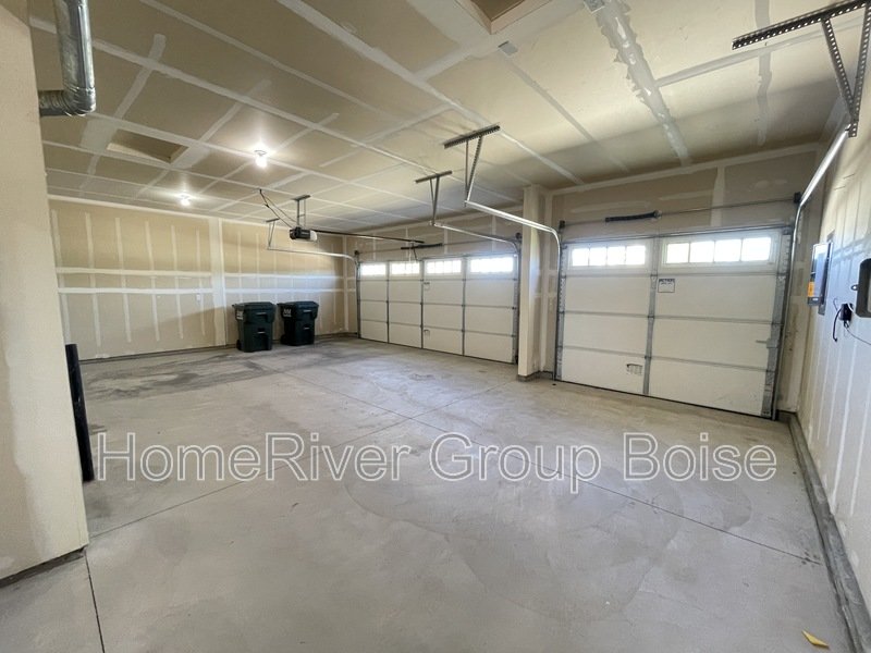 Apply Today! 3373 W Early Light Dr. Meridian, ID 83642 property image