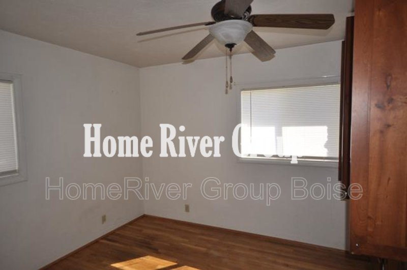 Apply Today!  206 E Morrison St property image