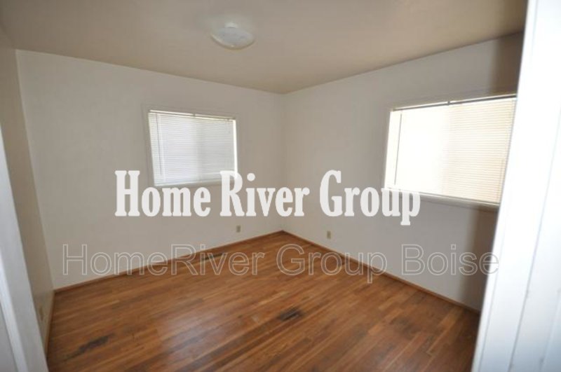 Apply Today!  206 E Morrison St property image