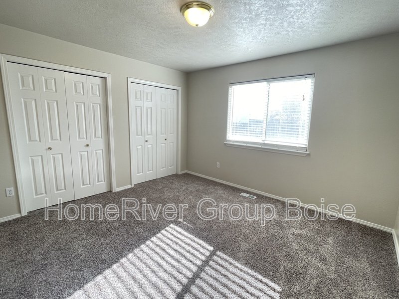 Apply Today! 2233 W Mountain Pointe Ct Nampa, ID 83651 property image