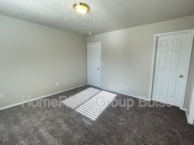 Apply Today! 2233 W Mountain Pointe Ct Nampa, ID 83651 property image