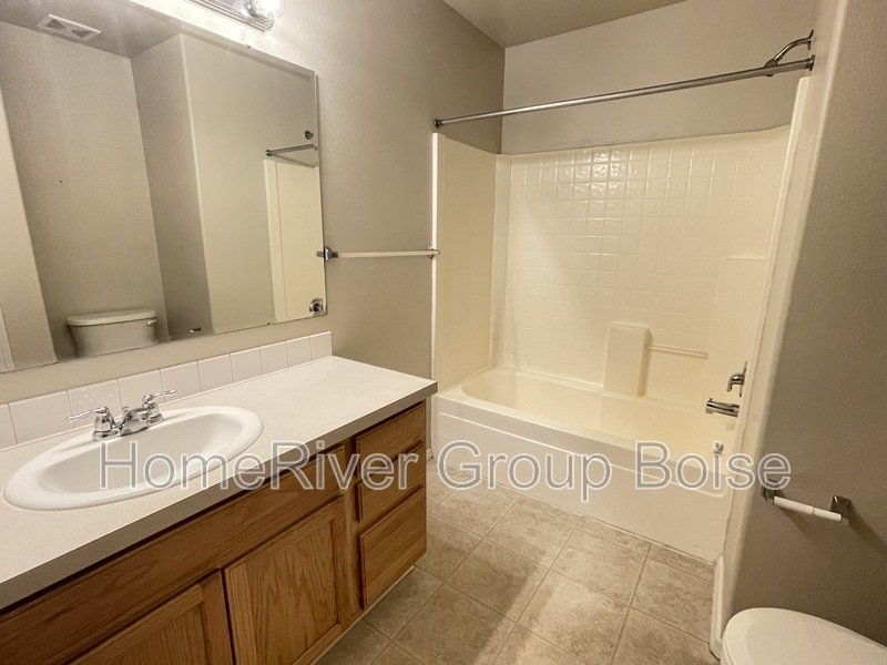 Apply Today! 2233 W Mountain Pointe Ct Nampa, ID 83651 property image