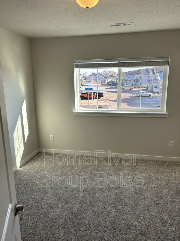 Apply Today! 225 S Roaming Ln Apt 103 Kuna ID 83634 property image