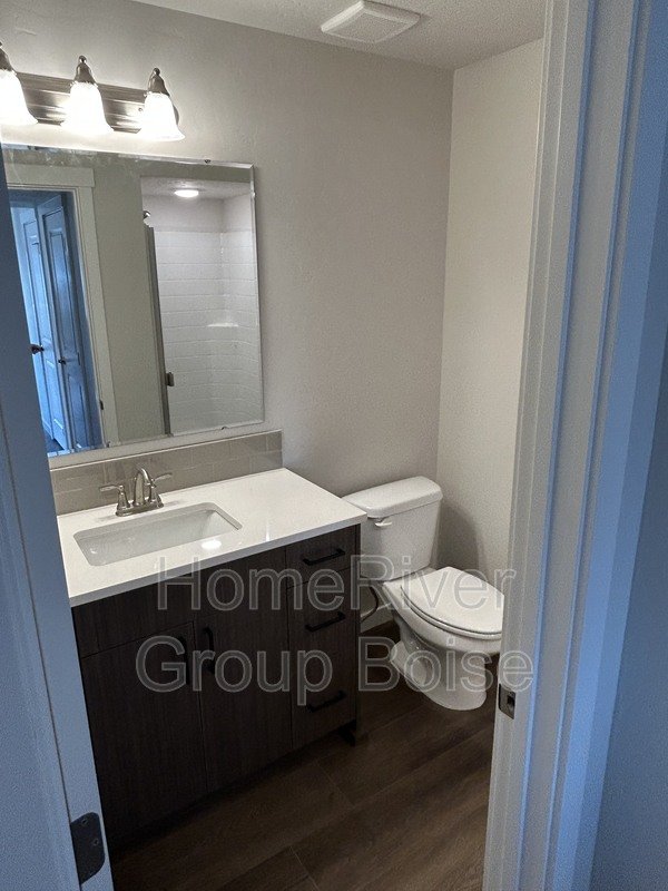 Pet-Friendly! Apply Today! 225 S Roaming Ln Apt 104 Kuna ID 83634 property image