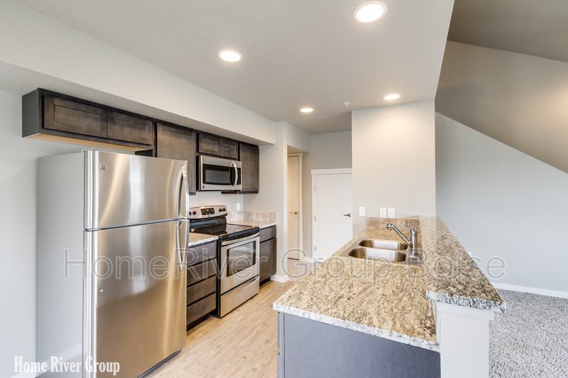 Apply Today! 859 E Wandering Ln Apt 104 Kuna, ID 83634 property image