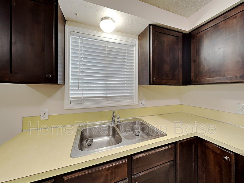 Apply Today! 106 N Homedale Ave Caldwell, ID 83605 property image
