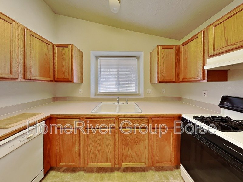 Apply Today! 745 N Abernathy Way property image