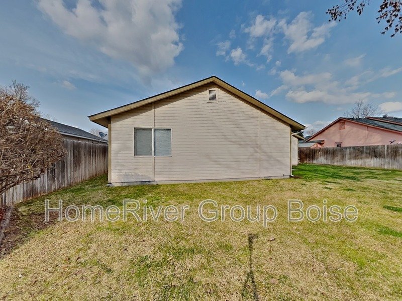 Apply Today! 745 N Abernathy Way property image