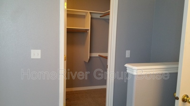 Apply Today! 1602 Spruce Creek Loop property image