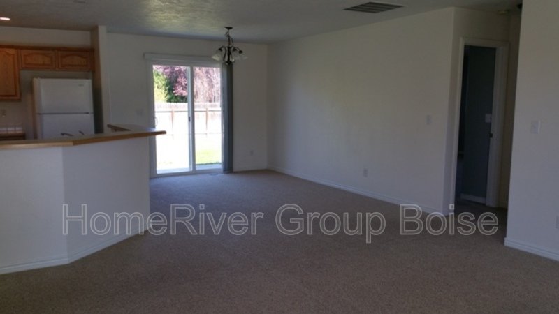 Apply Today! 1602 Spruce Creek Loop property image