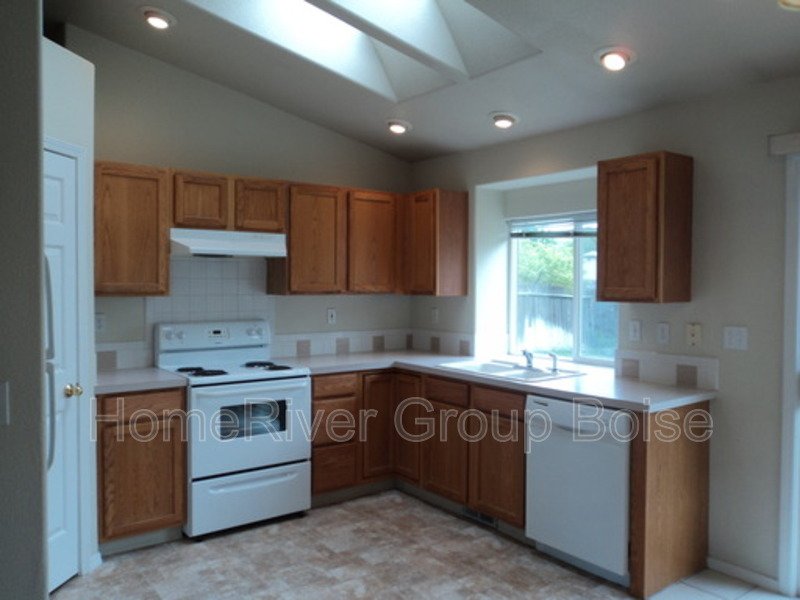 Apply Today! 11073 W Tahiti Ct property image