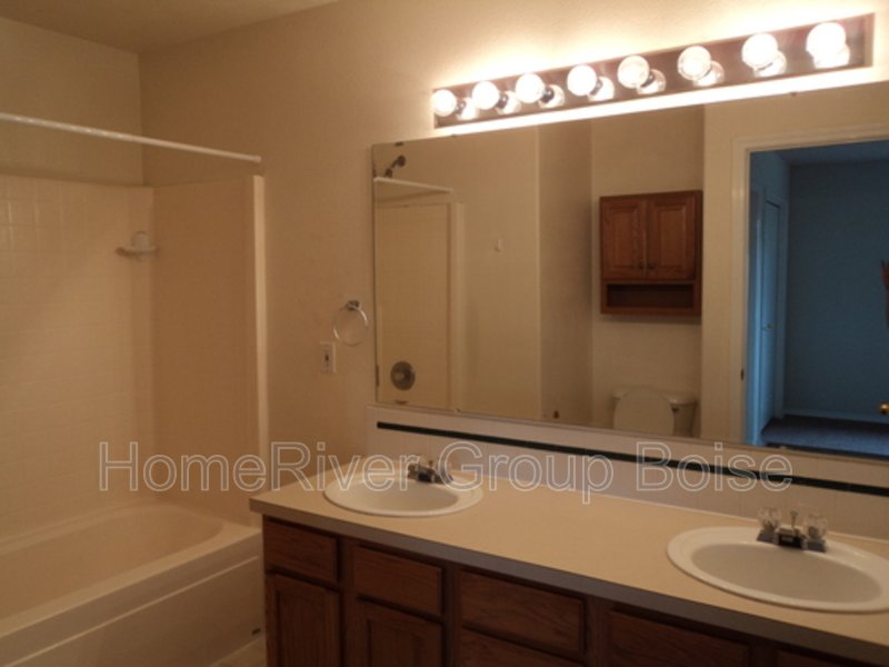 Apply Today! 11073 W Tahiti Ct property image