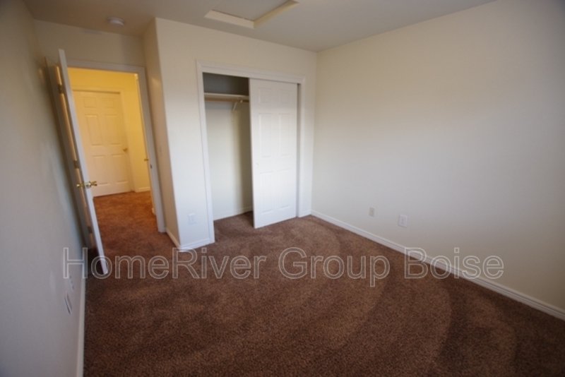 Apply Today!! 11791 W Huckleberry Dr property image