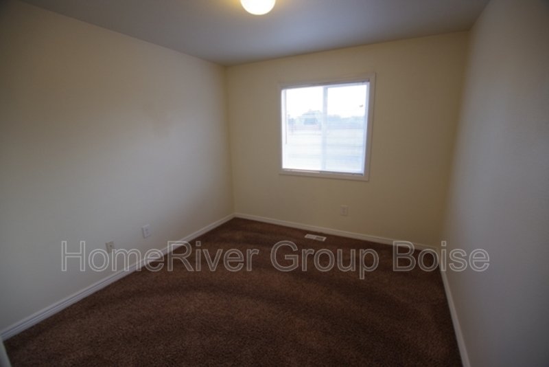 Apply Today!! 11791 W Huckleberry Dr property image