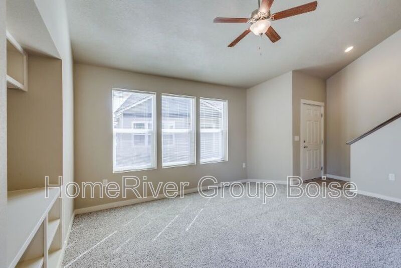 Apply Today! 8920 W Shellie Ln Unit 104 property image
