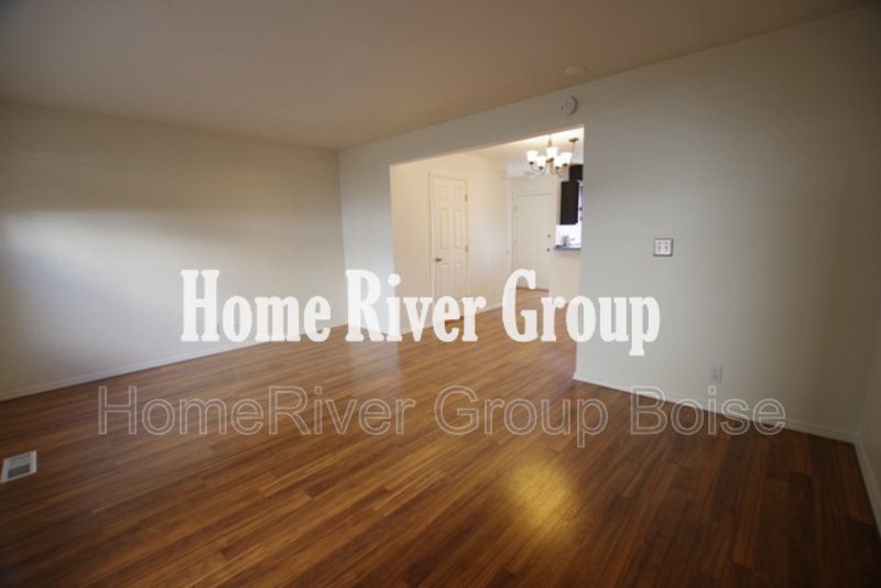 Apply Now!! 87 E King St Meridian (Ada) ID 83642 property image