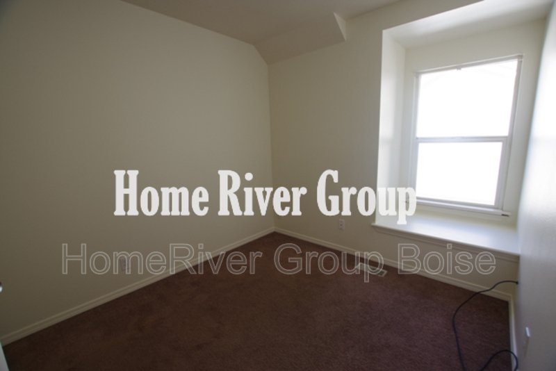 Apply Now!! 87 E King St Meridian (Ada) ID 83642 property image