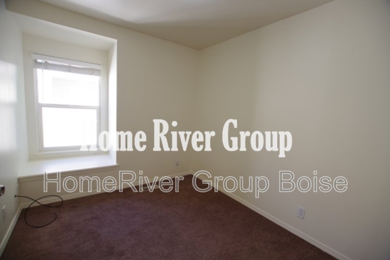 Apply Now!! 87 E King St Meridian (Ada) ID 83642 property image