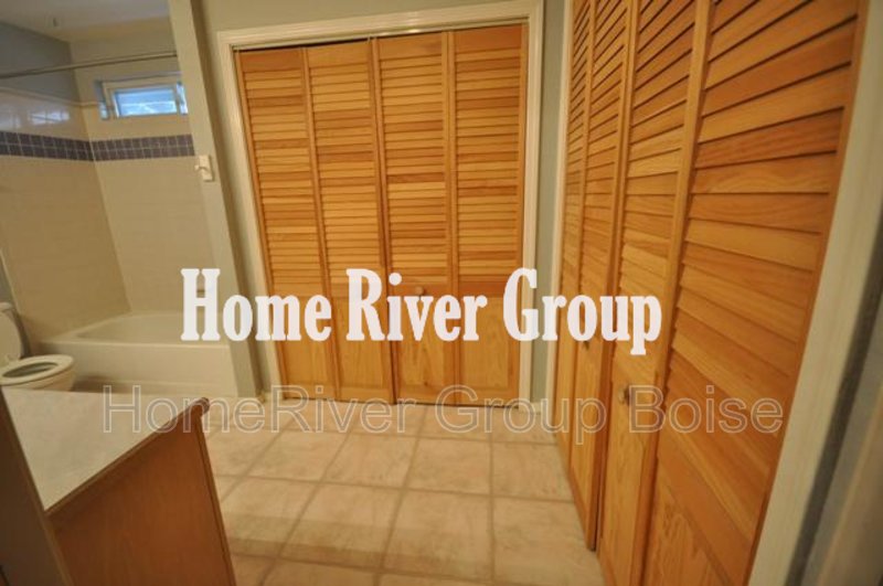 Apply Today! 5613 Drawbridge Dr property image