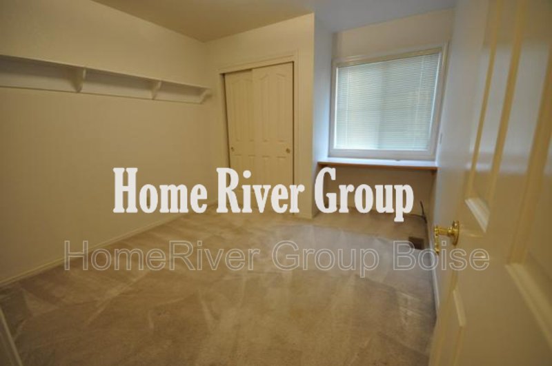 Apply Today! 5613 Drawbridge Dr property image