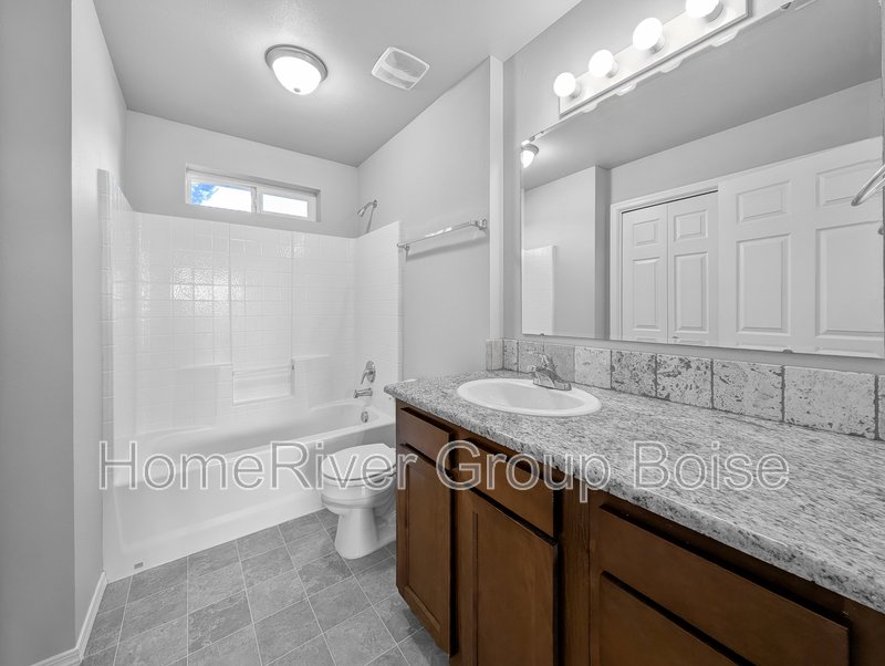 Apply Today! 1585 S Allante Pl APT 202 property image