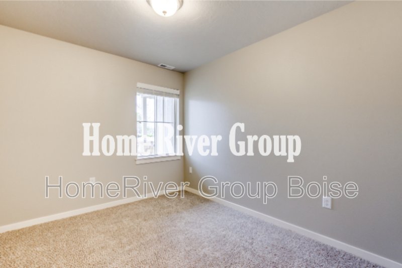 Apply Now!! 949 Travel Lane 102 Kuna, ID 83634 property image