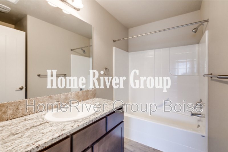 Apply Now!! 949 Travel Lane 102 Kuna, ID 83634 property image