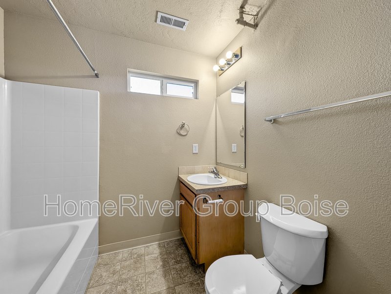 Apply Today! 10137 W Rifleman Dr 104 Boise, ID 83704 property image