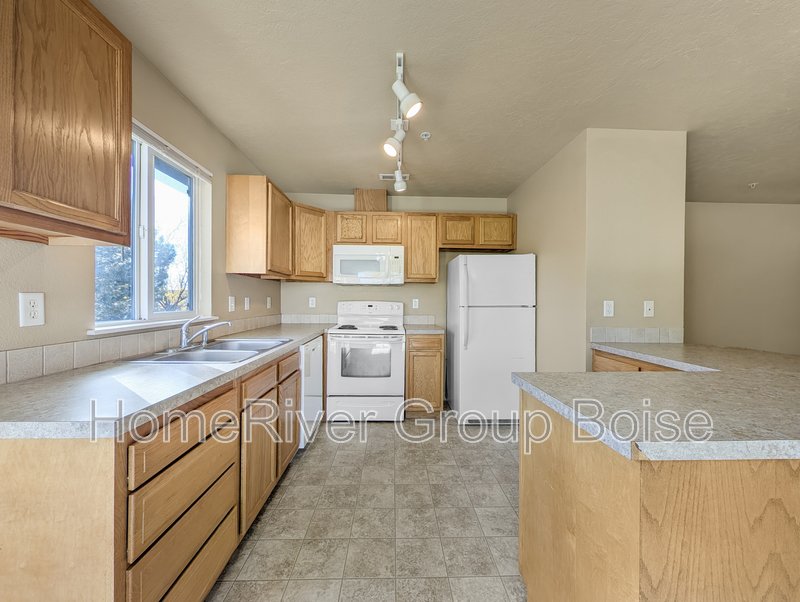 Apply Today! 10137 W Rifleman Dr 104 Boise, ID 83704 property image