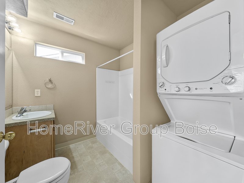 Apply Now! 10137 W Rifleman Dr 103 Boise, ID 83704 property image