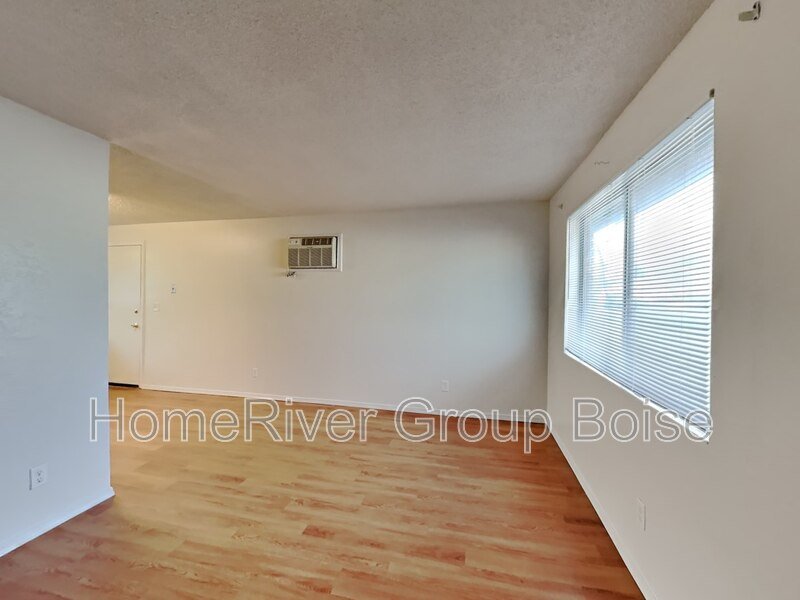 Apply Today!! 117 Hudson Ave Apt C Nampa, ID 83651 property image