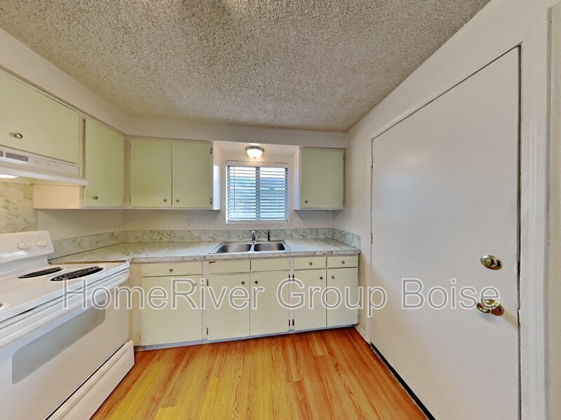Apply Today!! 117 Hudson Ave Apt C Nampa, ID 83651 property image