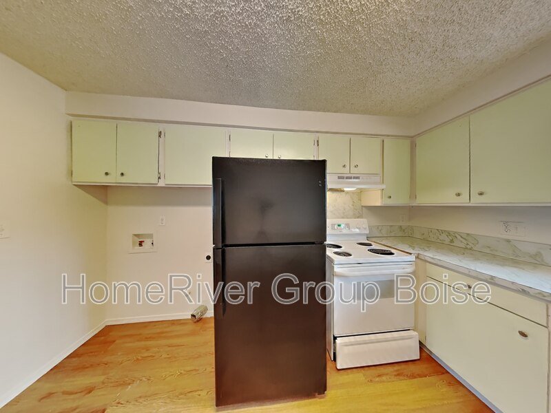 Apply Today!! 117 Hudson Ave Apt C Nampa, ID 83651 property image