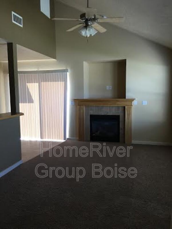 Apply Now!! 9121 W Brogan Dr property image