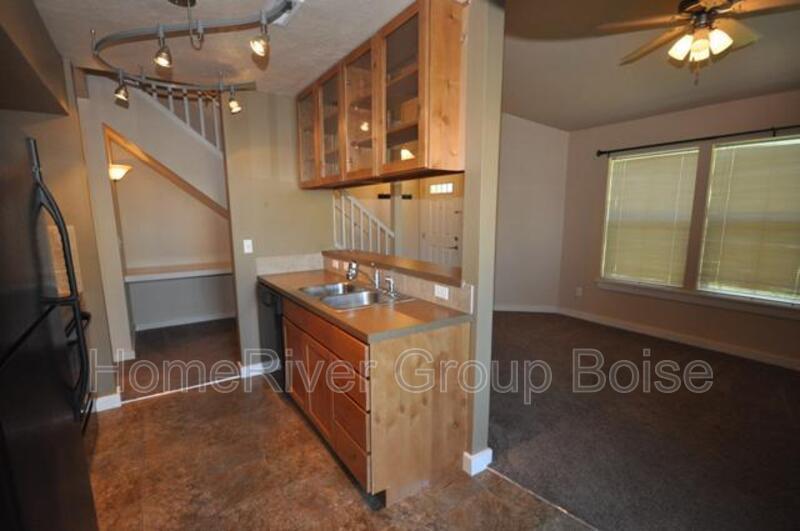 Apply Now!! 9121 W Brogan Dr property image