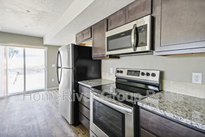 Apply Now! 856 E Wandering Lane 102 Kuna, ID 83634 property image