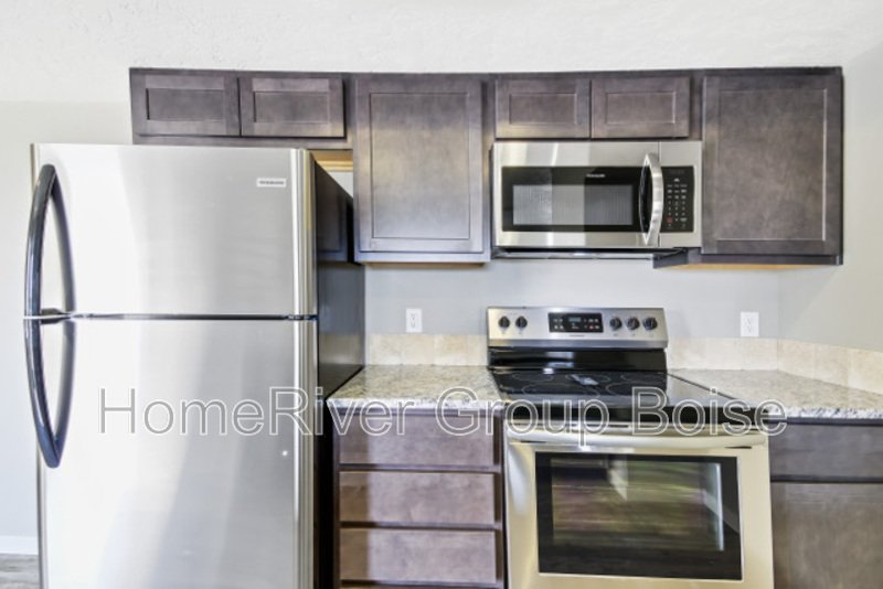 Apply Now! 856 E Wandering Lane 102 Kuna, ID 83634 property image