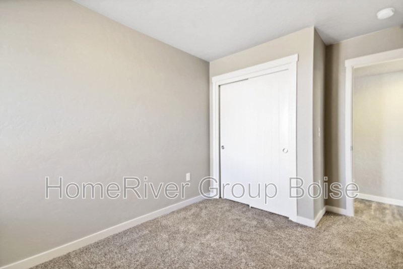 Apply Now! 856 E Wandering Lane 102 Kuna, ID 83634 property image