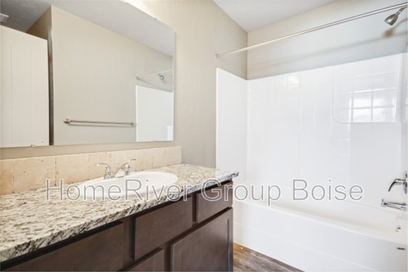 Apply Now! 856 E Wandering Lane 102 Kuna, ID 83634 property image