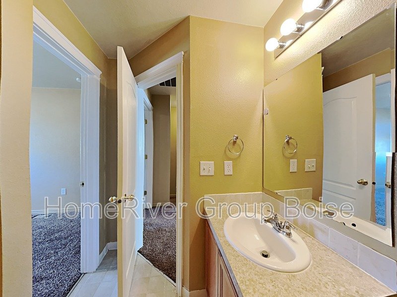 Convenient Location! 4812 Maid Jessica St Caldwell ID 83607 property image