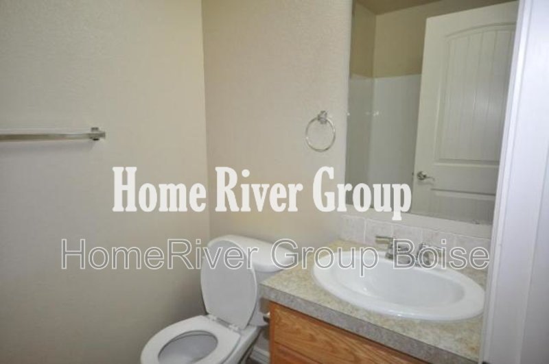 Apply Today! 1557 Garland St Apt 102 Nampa, ID 83686 property image