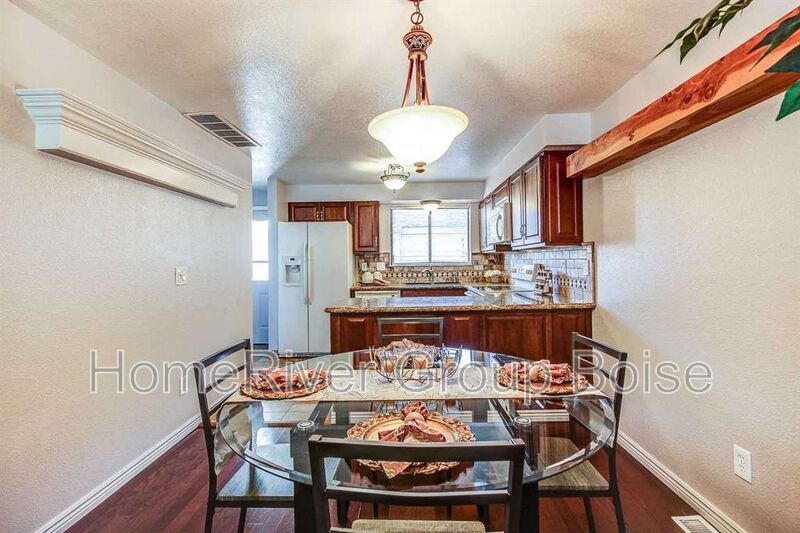 Charming Townhome with Private Balconies &amp;amp;amp;amp;amp;amp;amp;amp;amp;amp;amp;amp;amp;am property image