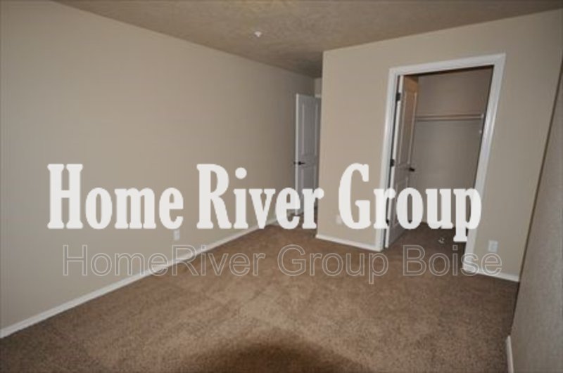 Beautiful 2 Bed, 2 Bath Apartment in the Heart of Meridian! property image