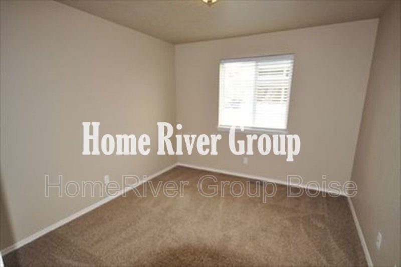 Beautiful 2 Bed, 2 Bath Apartment in the Heart of Meridian! property image